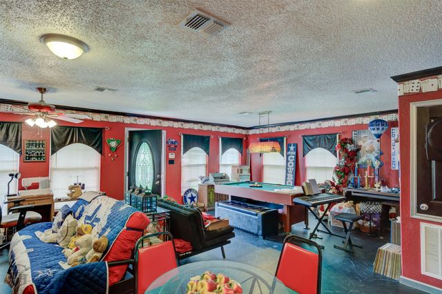 5960 Thornhill Avenue, Shreveport, LA 71106