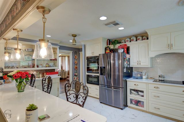5960 Thornhill Avenue, Shreveport, LA 71106