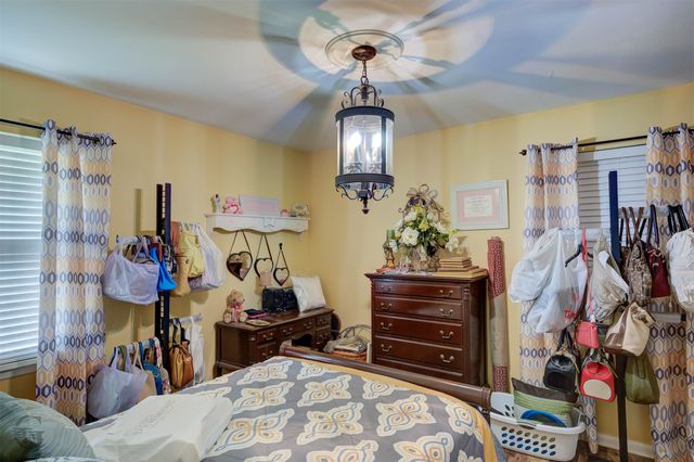 5960 Thornhill Avenue, Shreveport, LA 71106