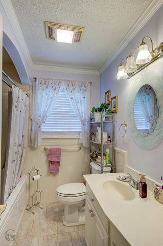 5960 Thornhill Avenue, Shreveport, LA 71106