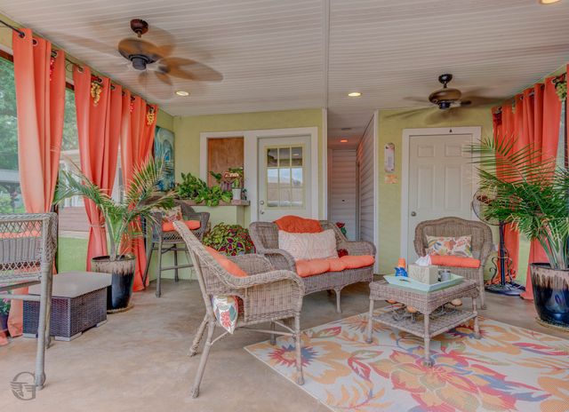 5960 Thornhill Avenue, Shreveport, LA 71106