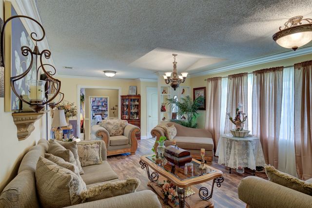 5960 Thornhill Avenue, Shreveport, LA 71106