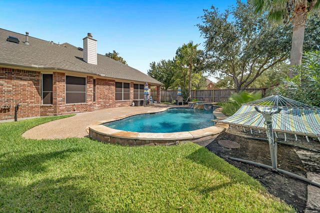 12703 Songhollow Drive, Tomball, TX 77377