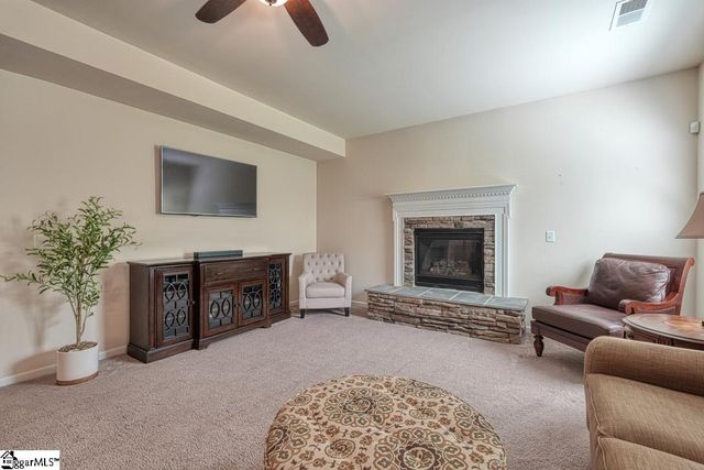 455 Shoreline Boulevard, Boiling Springs, SC 29316