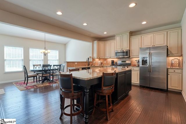 455 Shoreline Boulevard, Boiling Springs, SC 29316