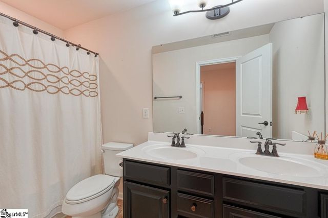 455 Shoreline Boulevard, Boiling Springs, SC 29316