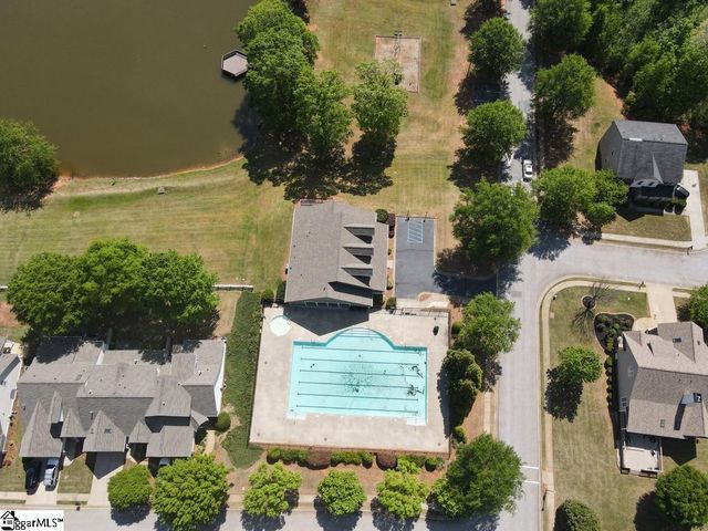 455 Shoreline Boulevard, Boiling Springs, SC 29316