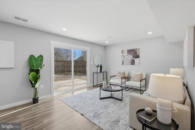 4529 FLINTSTONE RD, Alexandria, VA 22306