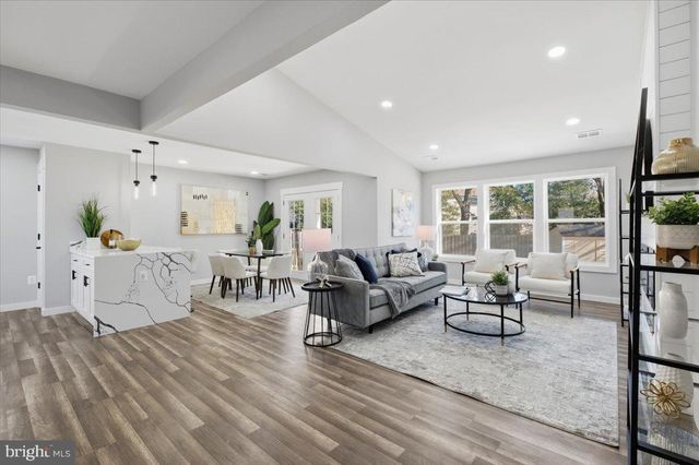 4529 FLINTSTONE RD, Alexandria, VA 22306