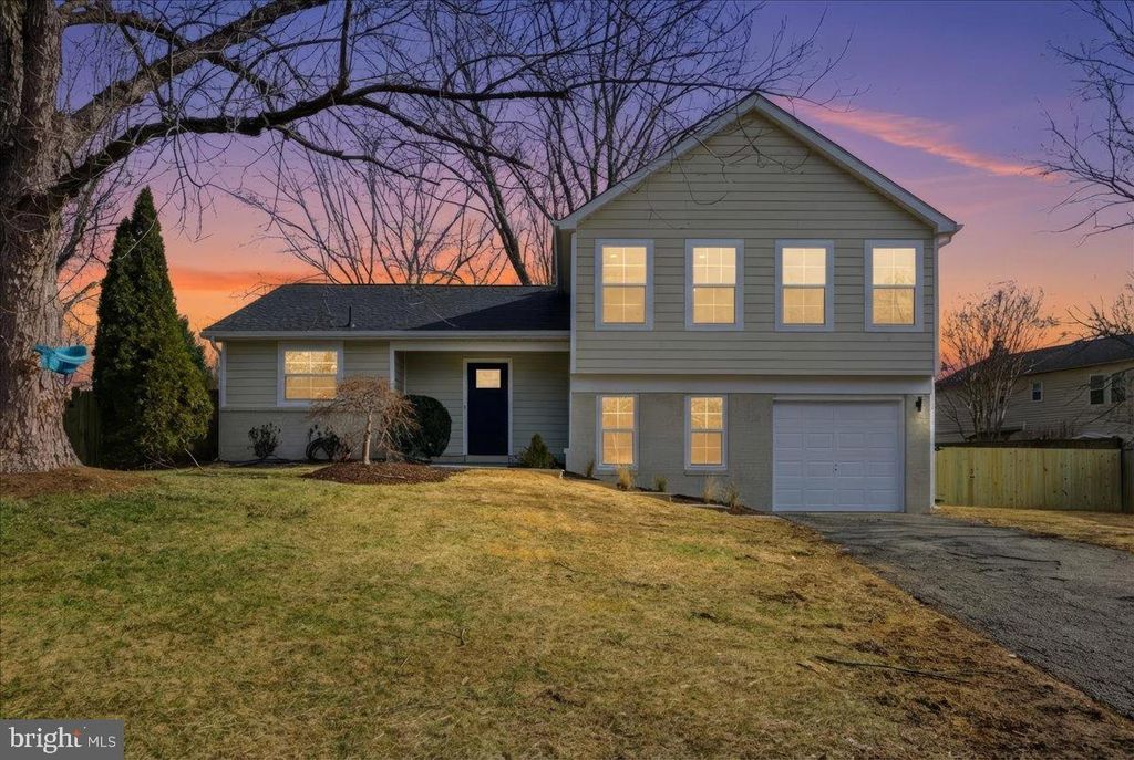 4529 FLINTSTONE RD, Alexandria, VA 22306