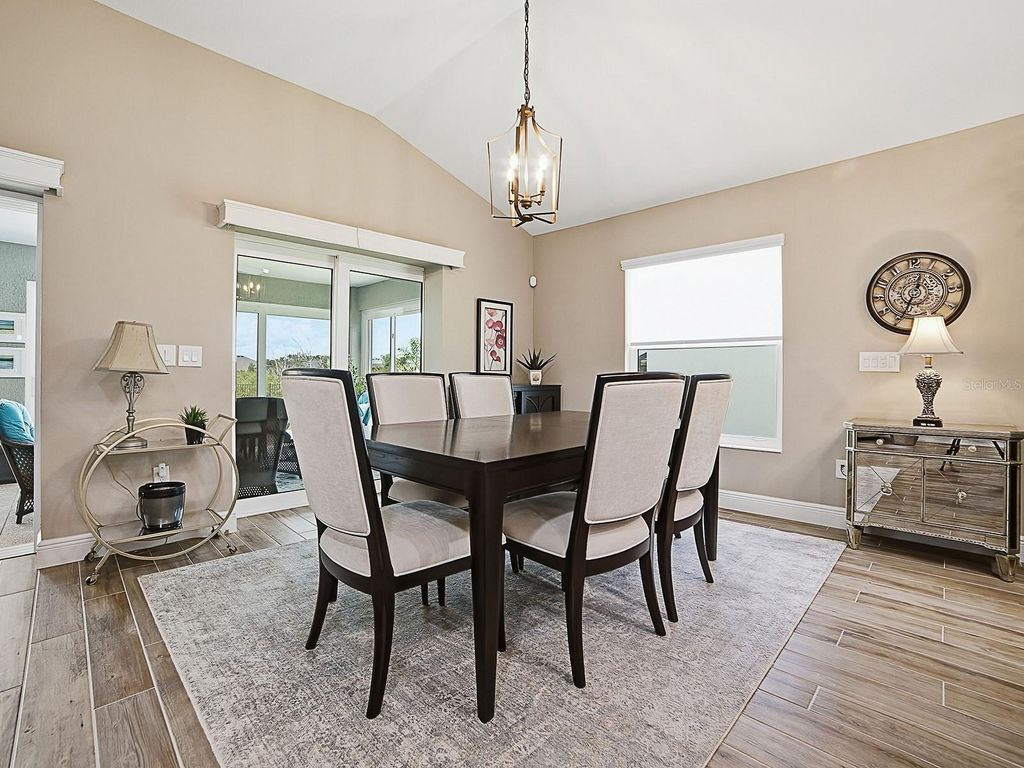 Image 16 of property listing at 3075 LICCIARDELLO PATH, The Villages, FL 32163