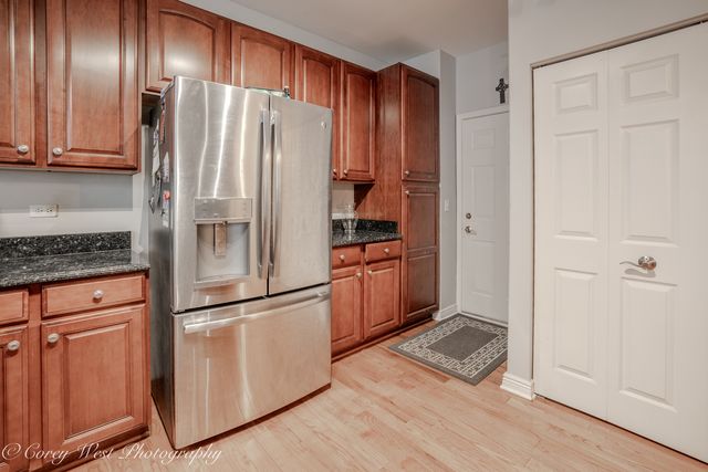 2615 Lorraine Circle, Geneva, IL 60134