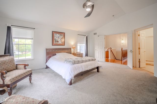 2615 Lorraine Circle, Geneva, IL 60134