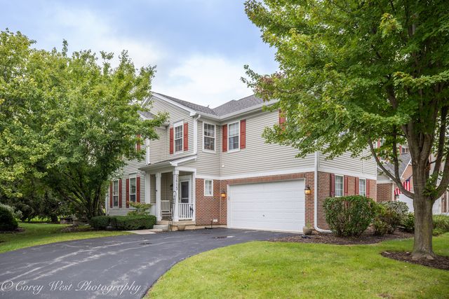 2615 Lorraine Circle, Geneva, IL 60134