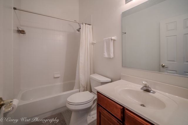 2615 Lorraine Circle, Geneva, IL 60134