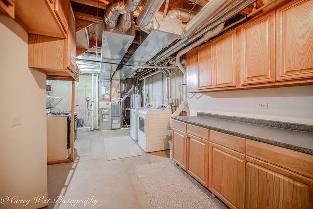 2615 Lorraine Circle, Geneva, IL 60134