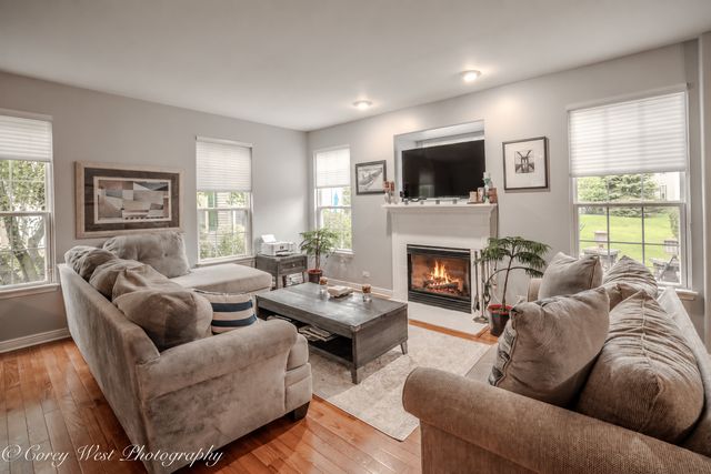 2615 Lorraine Circle, Geneva, IL 60134