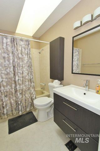163 E Gettysburg St, Boise, ID 83706