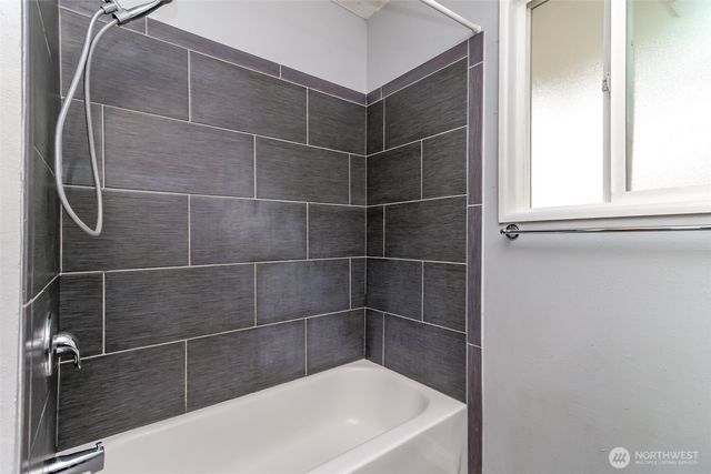 9419 120th Street E, Puyallup, WA 98373