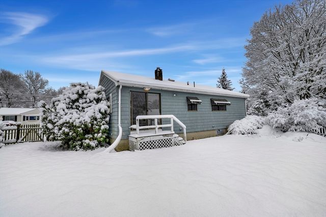 6 Laurine Rd, Danvers, MA 01923