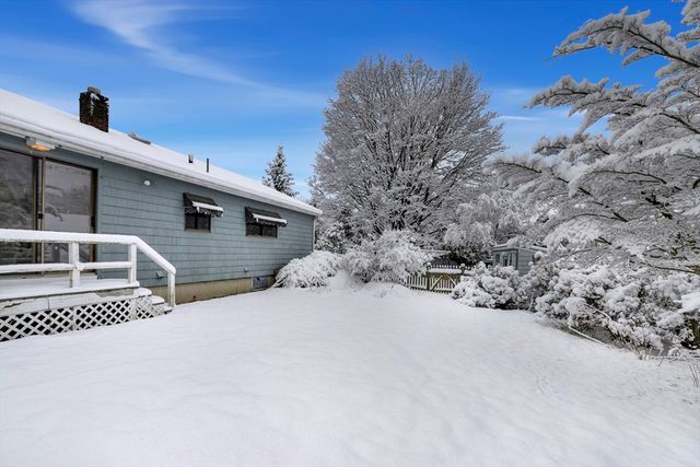 6 Laurine Rd, Danvers, MA 01923