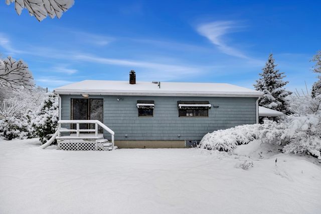 6 Laurine Rd, Danvers, MA 01923