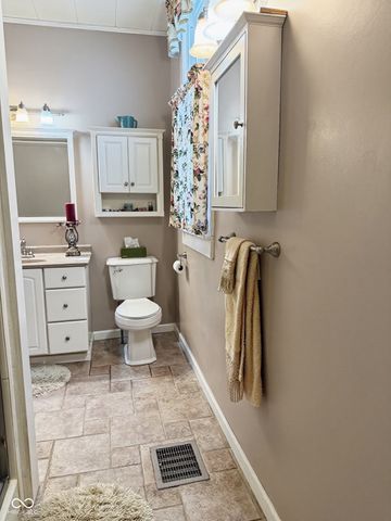 215 N College Street, Rockville, IN 47872