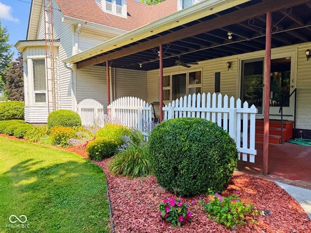 215 N College Street, Rockville, IN 47872