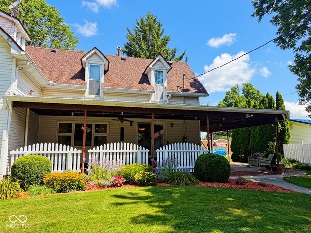 215 N College Street, Rockville, IN 47872