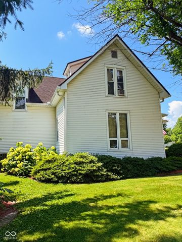 215 N College Street, Rockville, IN 47872