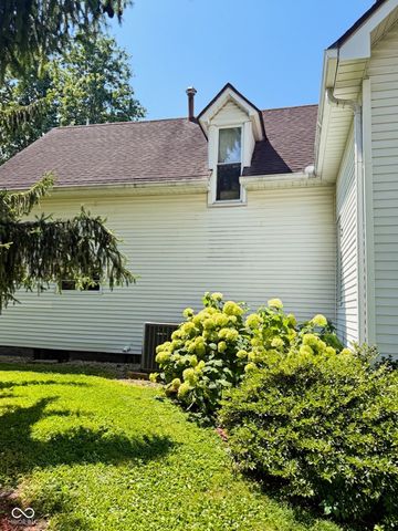 215 N College Street, Rockville, IN 47872
