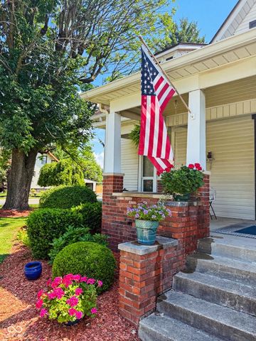 215 N College Street, Rockville, IN 47872