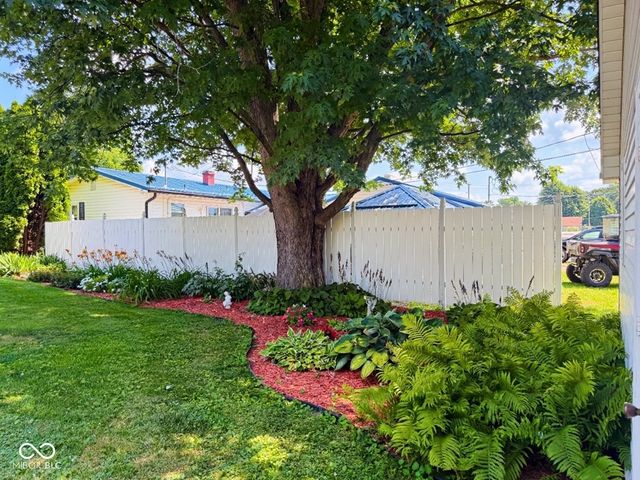 215 N College Street, Rockville, IN 47872