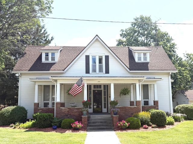 215 N College Street, Rockville, IN 47872