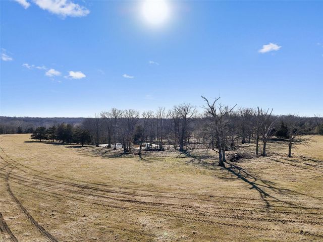 2226 N Highway 47, Warrenton, MO 63383