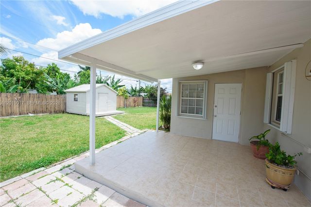 731 NW 17th St, Homestead, FL 33030