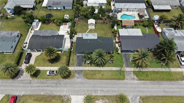 731 NW 17th St, Homestead, FL 33030