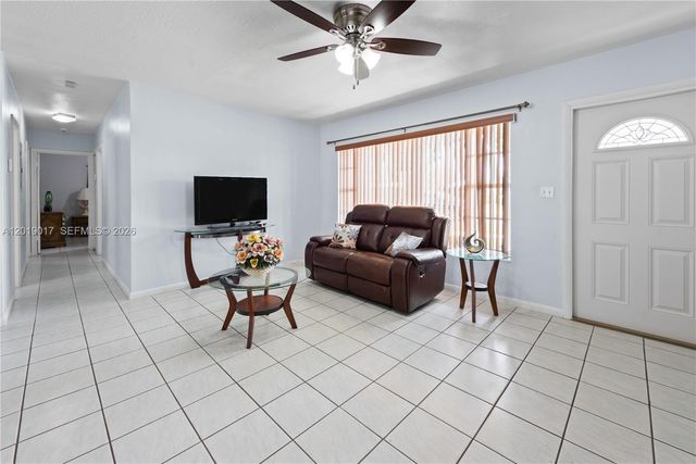 731 NW 17th St, Homestead, FL 33030