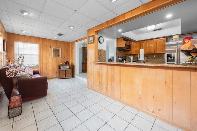 731 NW 17th St, Homestead, FL 33030