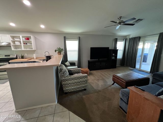 10758 W CAMBRIDGE Avenue, Avondale, AZ 85392