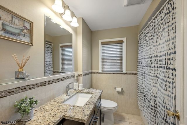 9 Midway Dr, Livingston Twp., NJ 07039