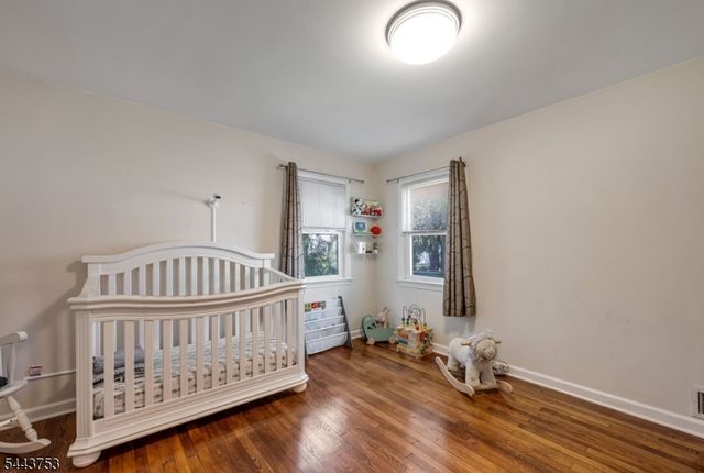 9 Midway Dr, Livingston Twp., NJ 07039