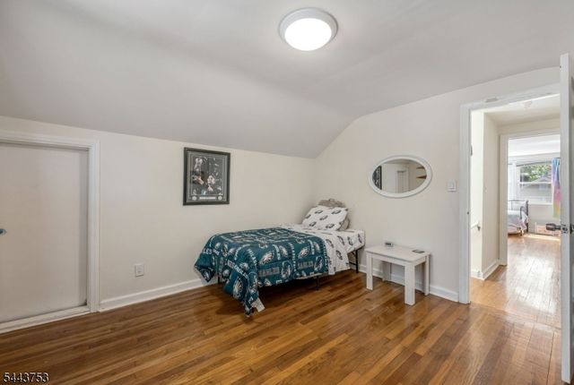 9 Midway Dr, Livingston Twp., NJ 07039
