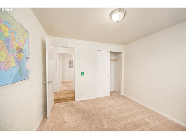 425 AUTUMN Ave, Eugene, OR 97404