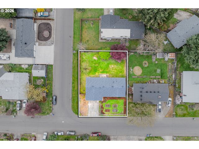 425 AUTUMN Ave, Eugene, OR 97404