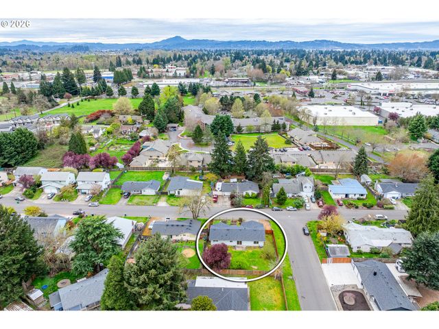 425 AUTUMN Ave, Eugene, OR 97404