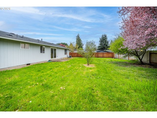 425 AUTUMN Ave, Eugene, OR 97404