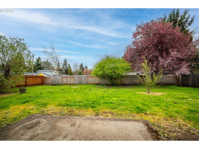 425 AUTUMN Ave, Eugene, OR 97404
