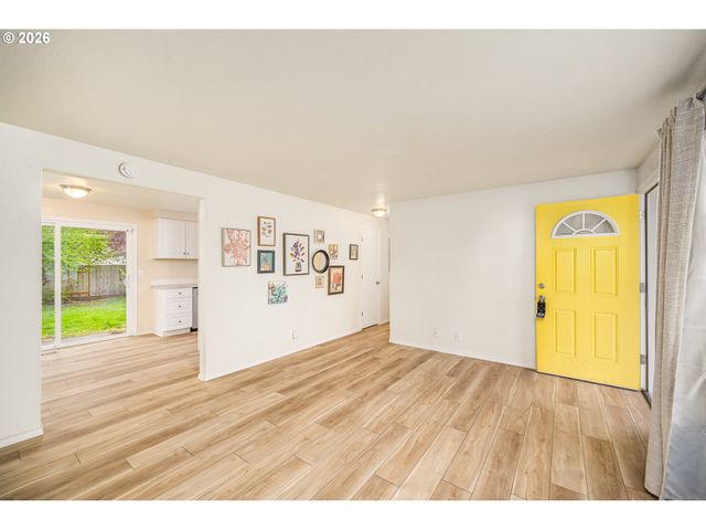 425 AUTUMN Ave, Eugene, OR 97404