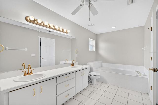 8 EMERALD LANE, Palm Coast, FL 32164